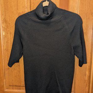 Short Sleeve Brown Turtleneck. Women's size XL